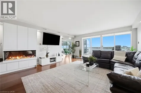 460 Queens Quay Way Toronto ON M5V 2Y5