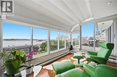 460 Queens Quay Way Toronto ON M5V 2Y5