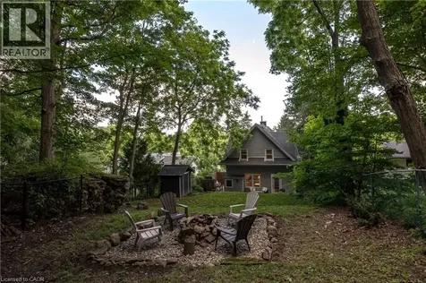104 Gibson Street Grimsby ON L3M 1G9
