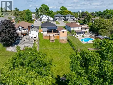 69 Clarke Street North Woodstock ON N4S 7M4