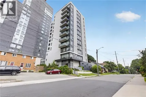 158 King Street North Waterloo ON N2J 0E5