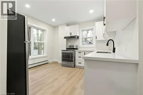 1012 North Shore Boulevard East Burlington ON L7T 1X7
