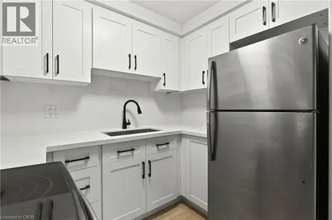 1012 North Shore Boulevard East Burlington ON L7T 1X7