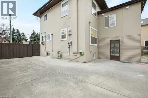 1012 North Shore Boulevard East Burlington ON L7T 1X7