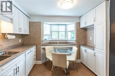 125 Cornerbrook Crescent Waterloo ON N2V 1L3
