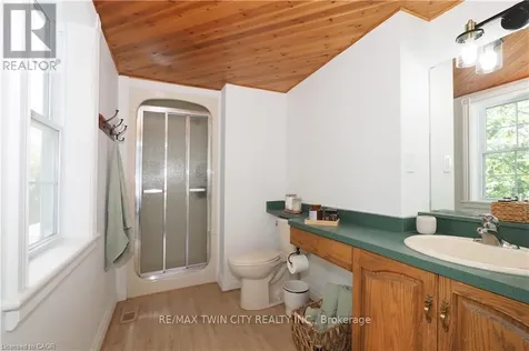 103 Belleview Avenue Waterloo ON N2B 1G6