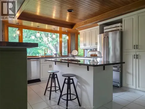 615 Lacroix Street Chatham ON N7M 5X7