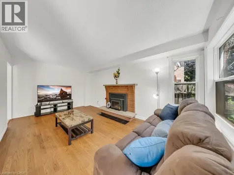 479 Saginaw Parkway Cambridge ON N1T 1M6