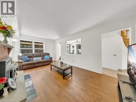 479 Saginaw Parkway Cambridge ON N1T 1M6