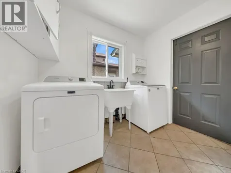 479 Saginaw Parkway Cambridge ON N1T 1M6