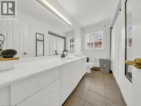 479 Saginaw Parkway Cambridge ON N1T 1M6