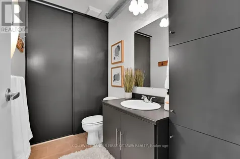 95 Beech Street Ottawa ON K1S 3J7