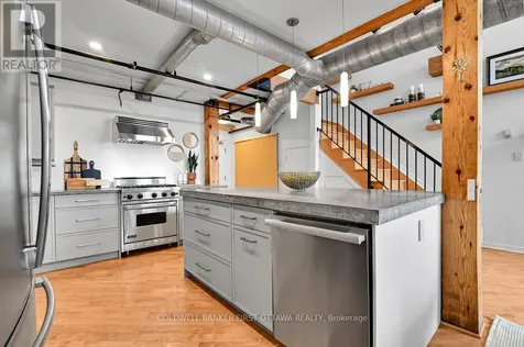 95 Beech Street Ottawa ON K1S 3J7