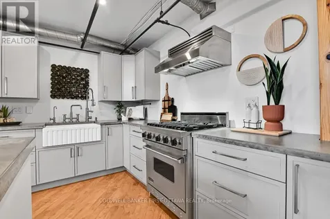 95 Beech Street Ottawa ON K1S 3J7