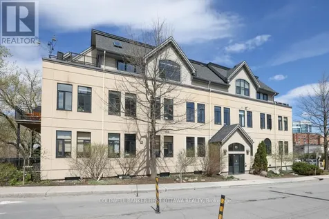 95 Beech Street Ottawa ON K1S 3J7