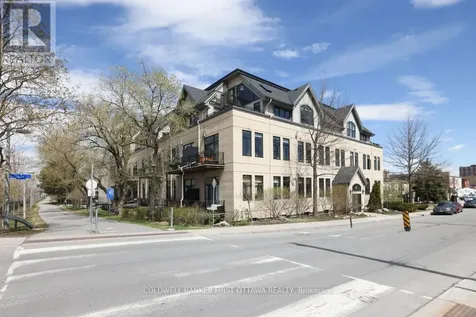95 Beech Street Ottawa ON K1S 3J7