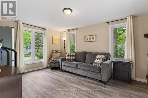 6580 Vista Patrick Private Ottawa ON K4P 1C9
