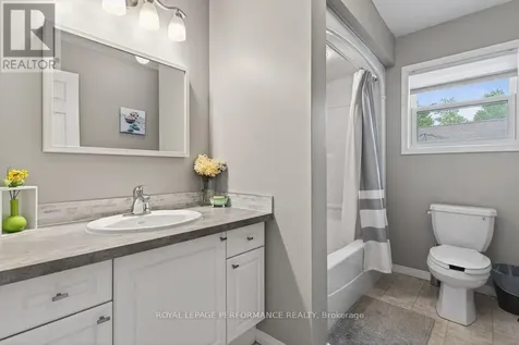 6580 Vista Patrick Private Ottawa ON K4P 1C9