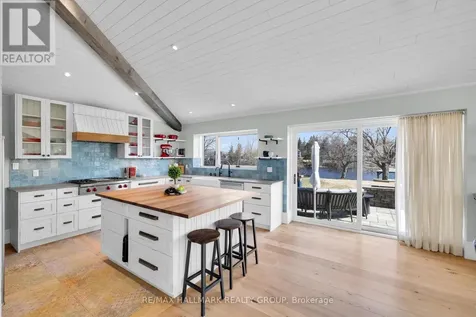 5567 South Island Park Drive Ottawa ON K4M 1J2