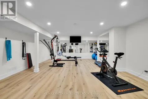5567 South Island Park Drive Ottawa ON K4M 1J2