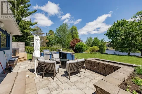 5567 South Island Park Drive Ottawa ON K4M 1J2
