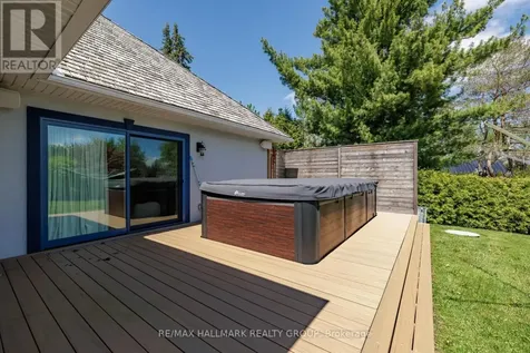 5567 South Island Park Drive Ottawa ON K4M 1J2