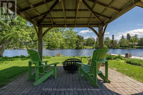 5567 South Island Park Drive Ottawa ON K4M 1J2