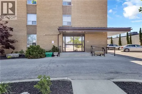 437 St. Paul Avenue Brantford ON N3R 4N8