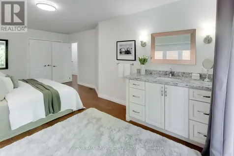 323 Lauder Avenue Toronto (oakwood Village) ON M6E 3H7