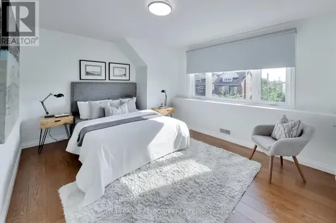 323 Lauder Avenue Toronto (oakwood Village) ON M6E 3H7
