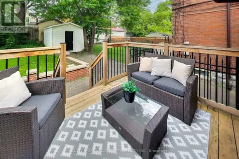 323 Lauder Avenue Toronto (oakwood Village) ON M6E 3H7