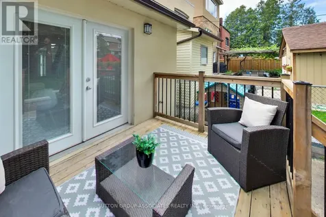323 Lauder Avenue Toronto (oakwood Village) ON M6E 3H7