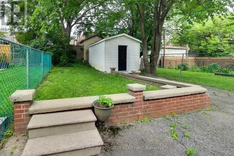 323 Lauder Avenue Toronto (oakwood Village) ON M6E 3H7