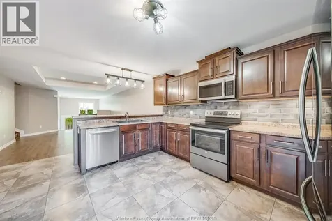 11916 Boulder Crescent Windsor ON N8P 1Z6