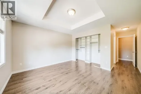11916 Boulder Crescent Windsor ON N8P 1Z6