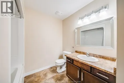 11916 Boulder Crescent Windsor ON N8P 1Z6