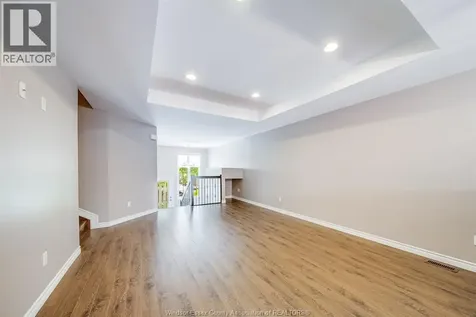 11916 Boulder Crescent Windsor ON N8P 1Z6