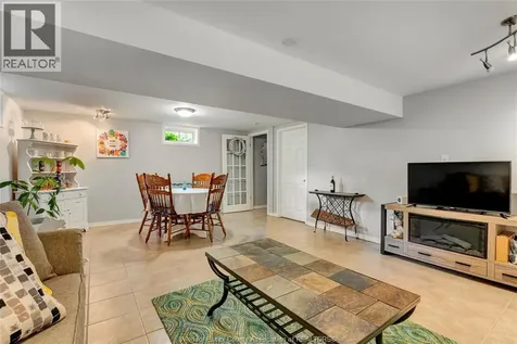 1545 Vollans Street Lasalle ON N9H 2M9