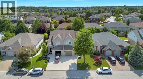 1545 Vollans Street Lasalle ON N9H 2M9