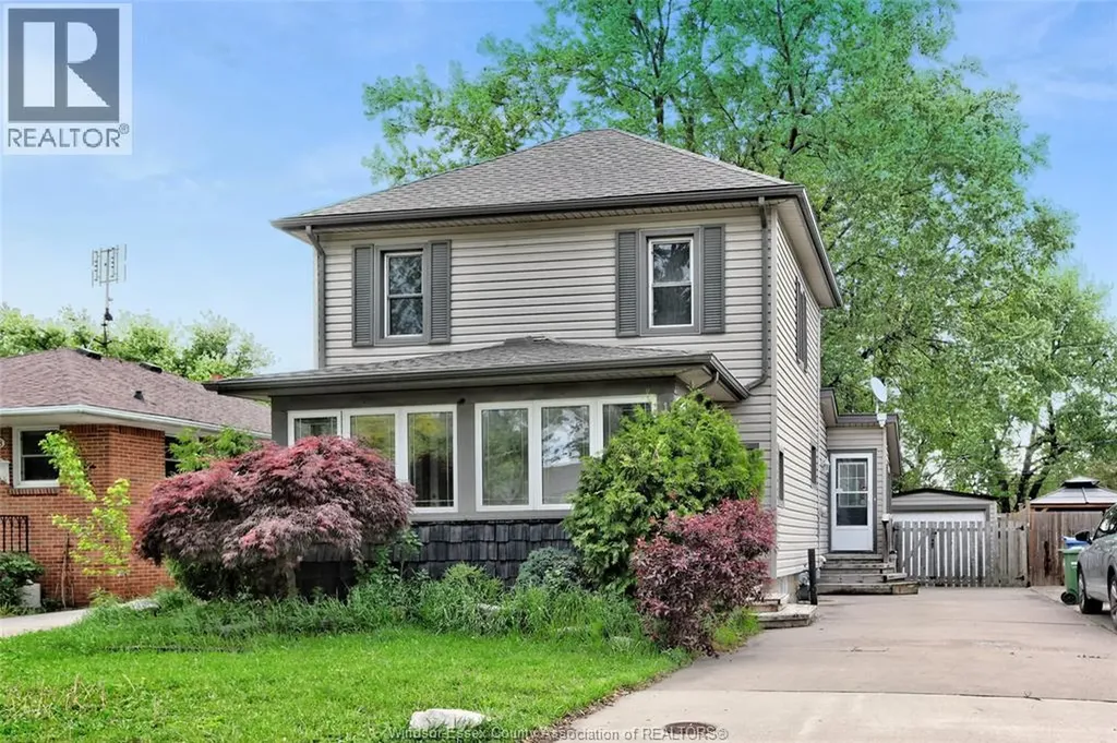 1054 Glidden Windsor ON N8S 2P1