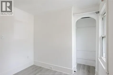 1054 Glidden Windsor ON N8S 2P1
