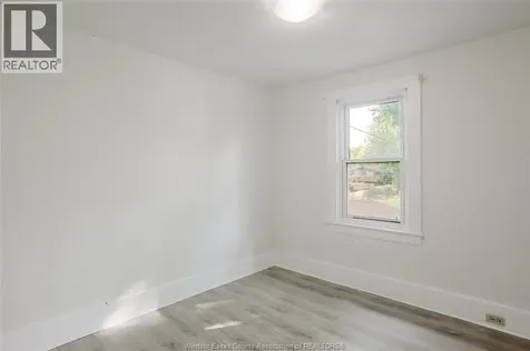 1054 Glidden Windsor ON N8S 2P1
