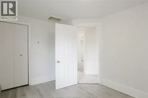 1054 Glidden Windsor ON N8S 2P1