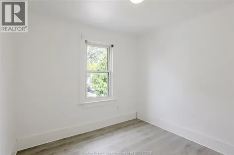 1054 Glidden Windsor ON N8S 2P1