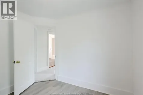 1054 Glidden Windsor ON N8S 2P1