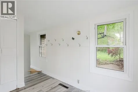 1054 Glidden Windsor ON N8S 2P1