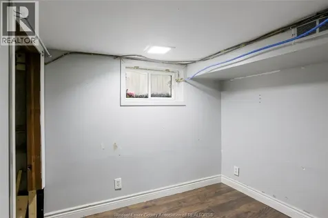 1054 Glidden Windsor ON N8S 2P1