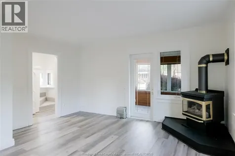 1054 Glidden Windsor ON N8S 2P1