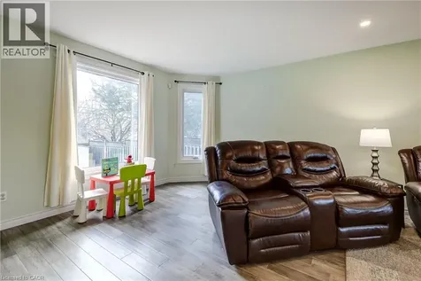 20 Derbyshire Street Ancaster ON L9G 4X9
