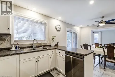 20 Derbyshire Street Ancaster ON L9G 4X9